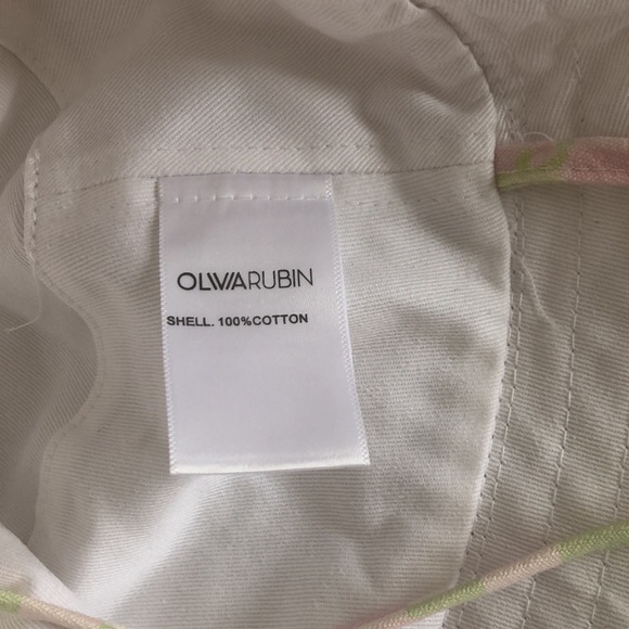 BNWOT Olivia Rubin Zanna Bucket Hat Strawberry Ombre Gingham - Picture 5 of 7